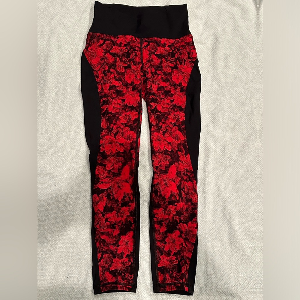 Lululemon Special Edition Train Times 7/8 legging